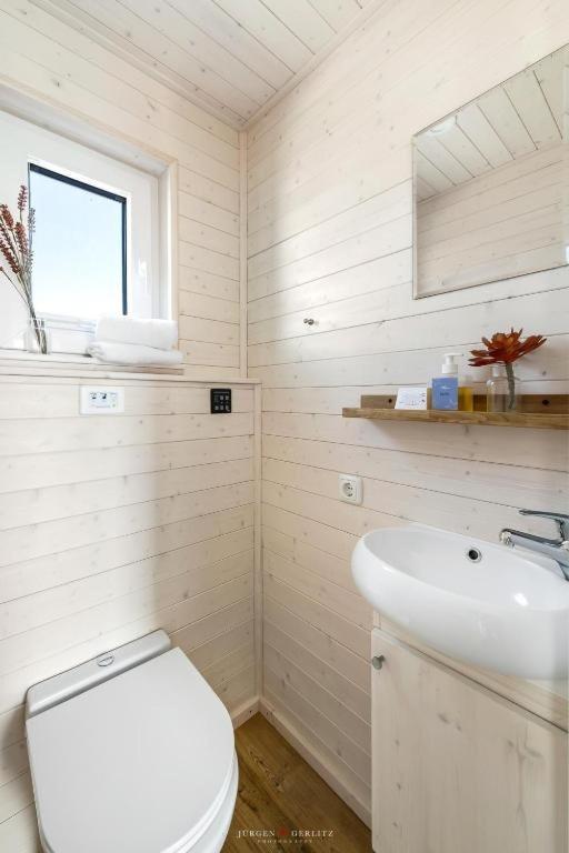 Hausboot Gluecksmomente Mit Dachterrasse In Schleswig Am Ostseefjord Schlei ภายนอก รูปภาพ